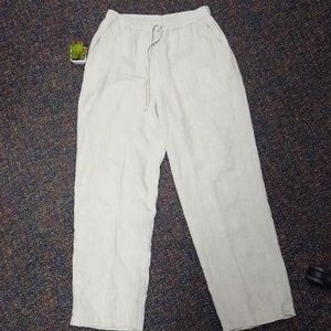 Size medium gorgeous linen pant!